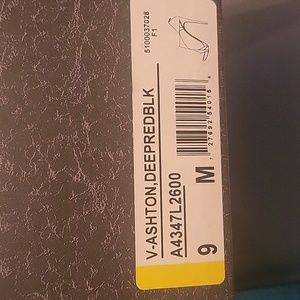 Via Spiga heel, size 9